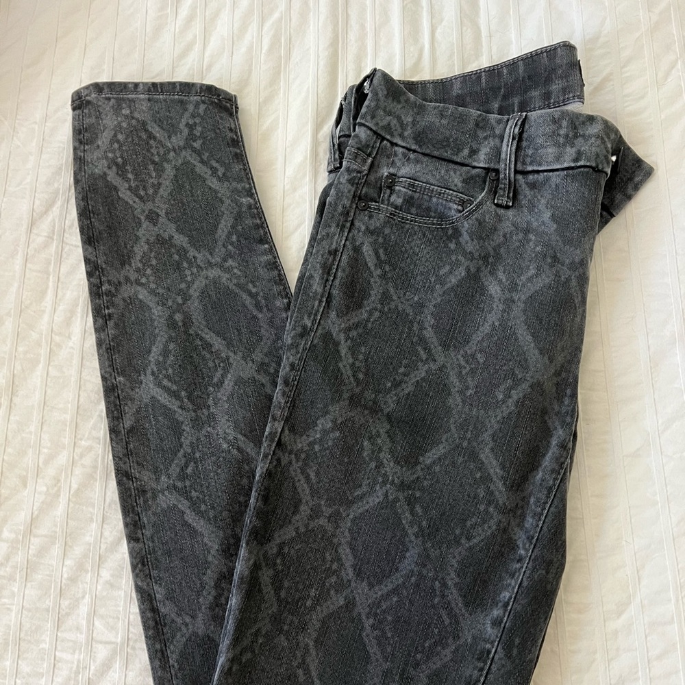 Mother the looker kingdom of dreams jeans 26